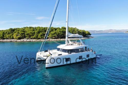 Tekniset tiedot ja arvostelut